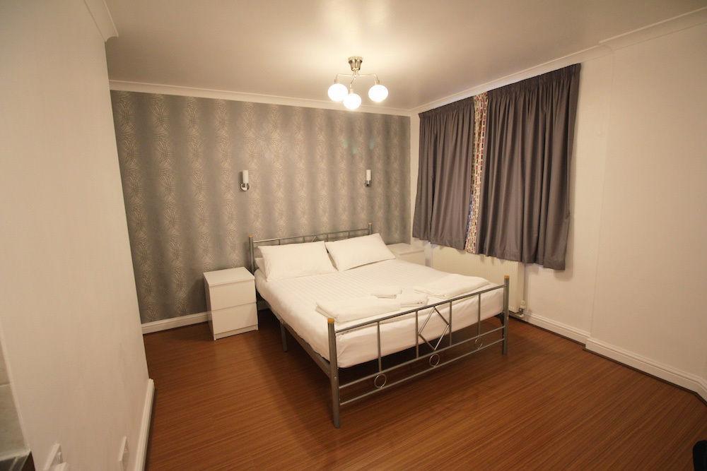 Flexistay Tulsi Aparthotel Кройдон Экстерьер фото